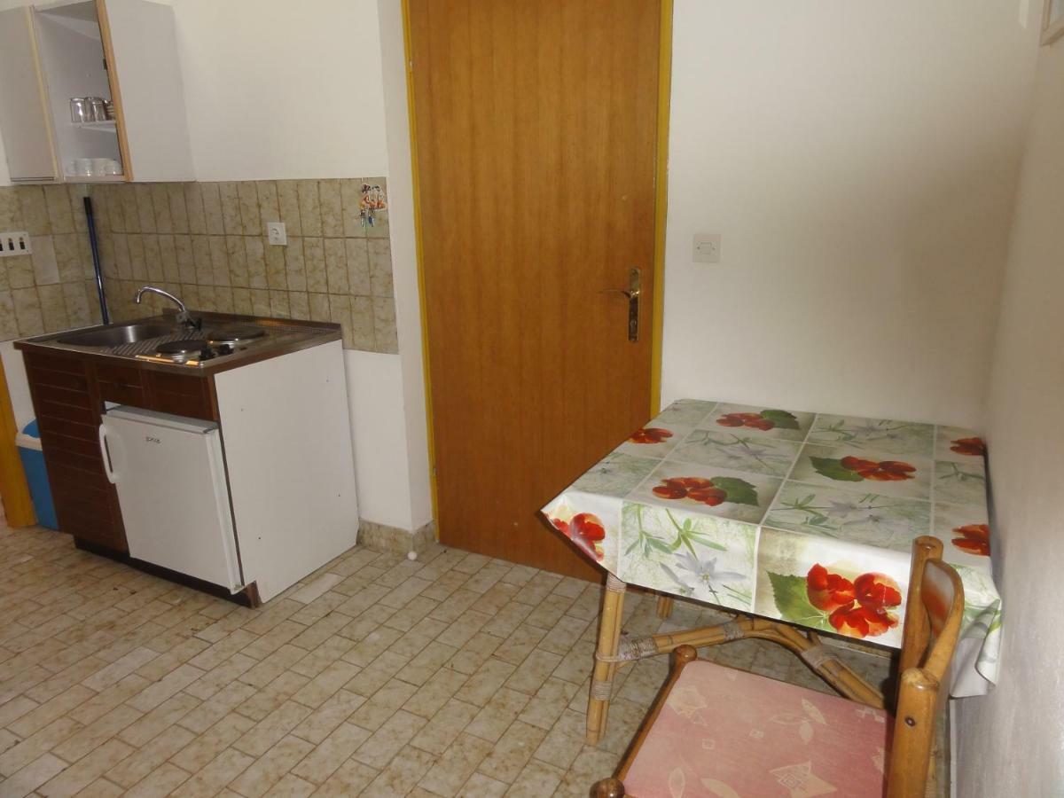 Nice And Cozy Apartment Ferry In ميدولين المظهر الخارجي الصورة