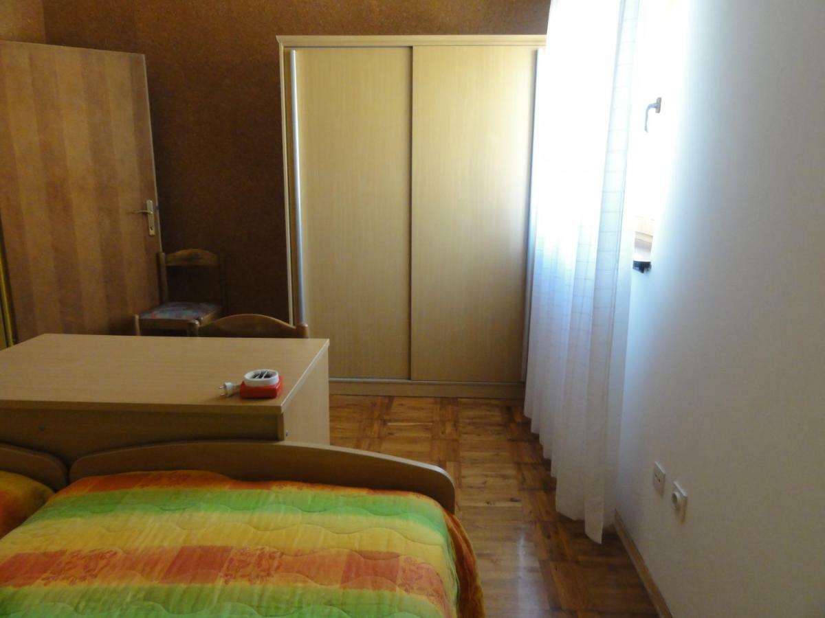 Nice And Cozy Apartment Ferry In ميدولين المظهر الخارجي الصورة