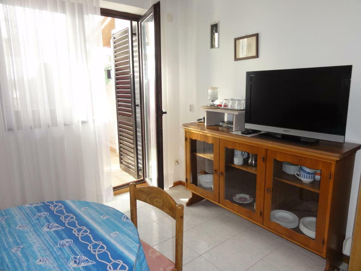 Nice And Cozy Apartment Ferry In ميدولين المظهر الخارجي الصورة