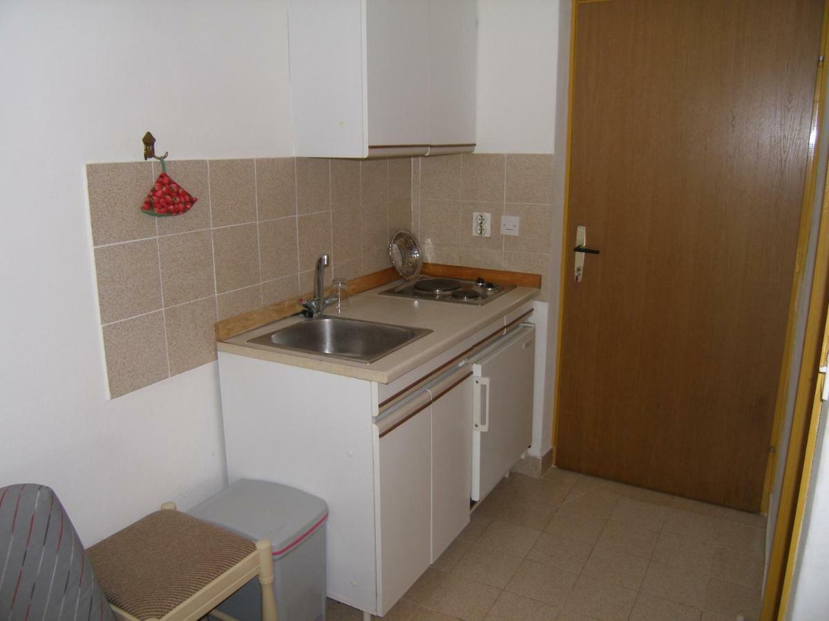 Nice And Cozy Apartment Ferry In ميدولين المظهر الخارجي الصورة