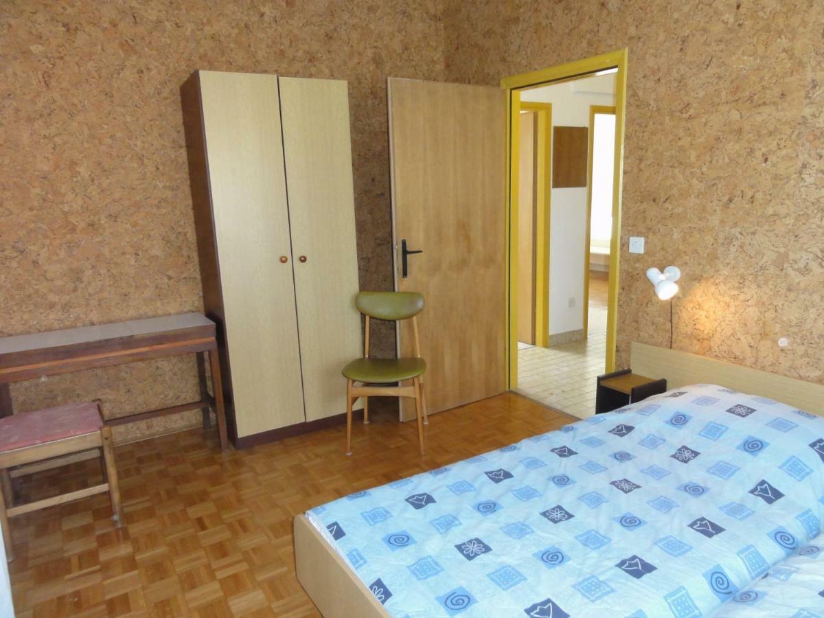 Nice And Cozy Apartment Ferry In ميدولين المظهر الخارجي الصورة