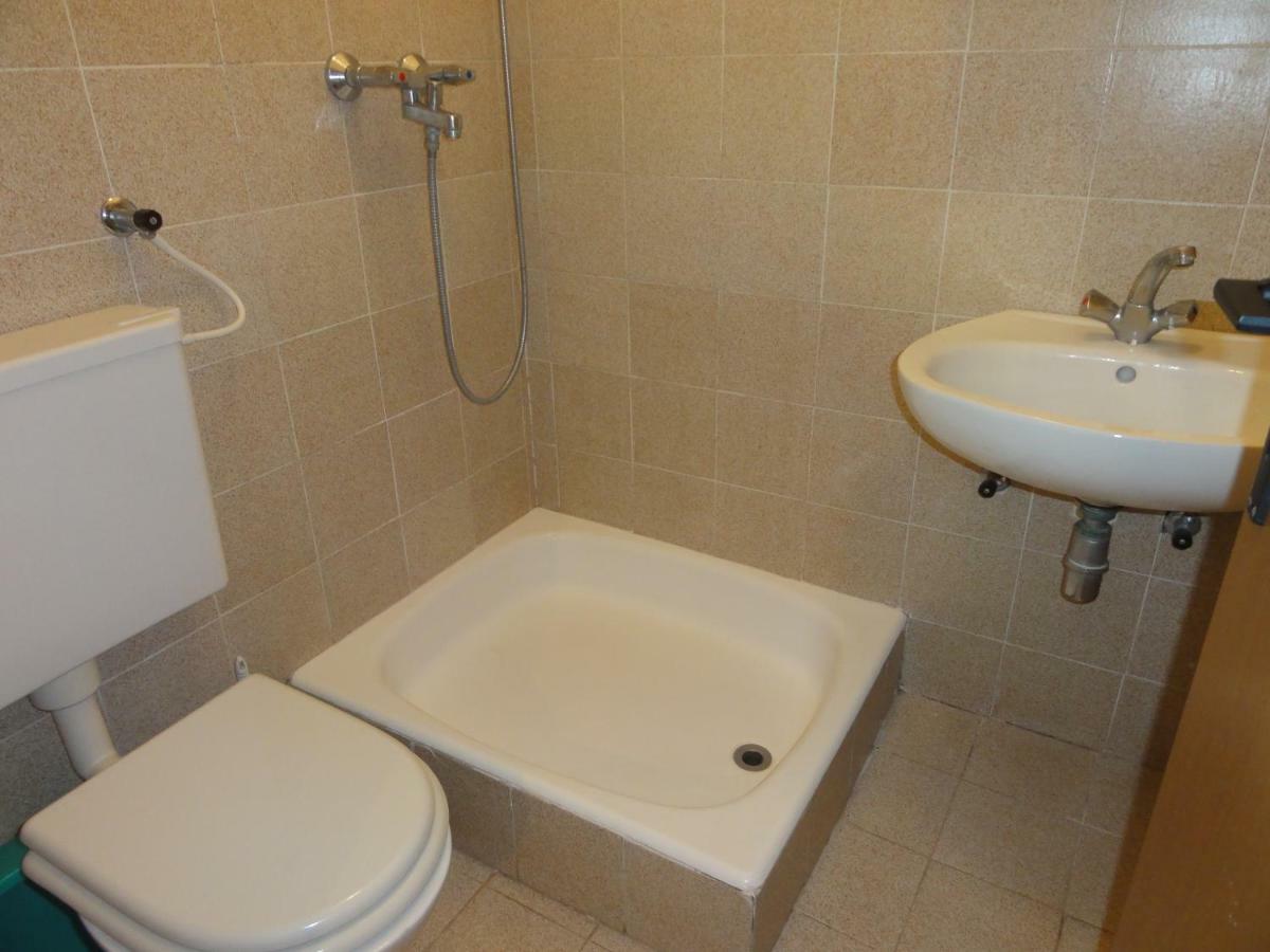 Nice And Cozy Apartment Ferry In ميدولين المظهر الخارجي الصورة
