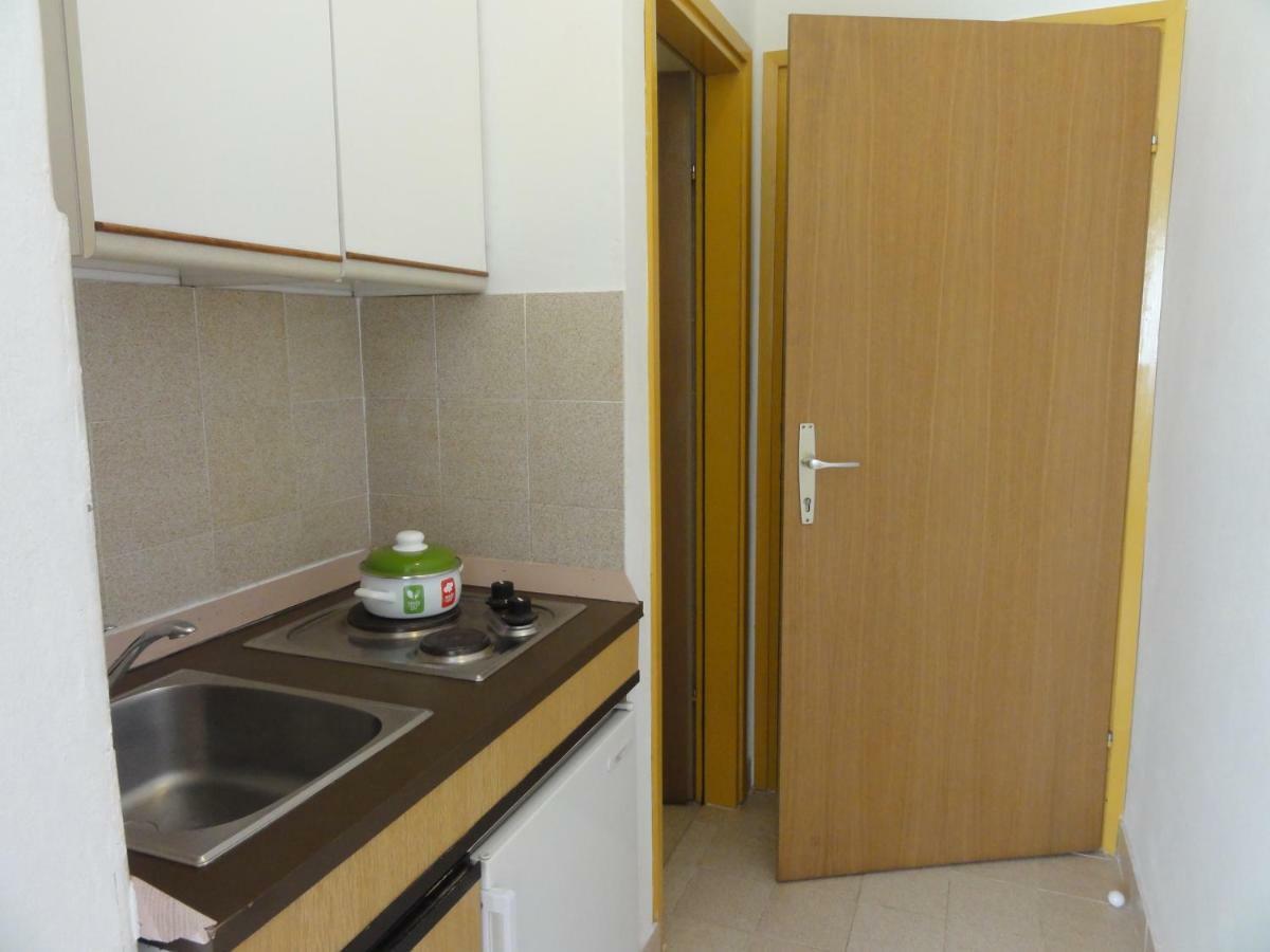 Nice And Cozy Apartment Ferry In ميدولين المظهر الخارجي الصورة