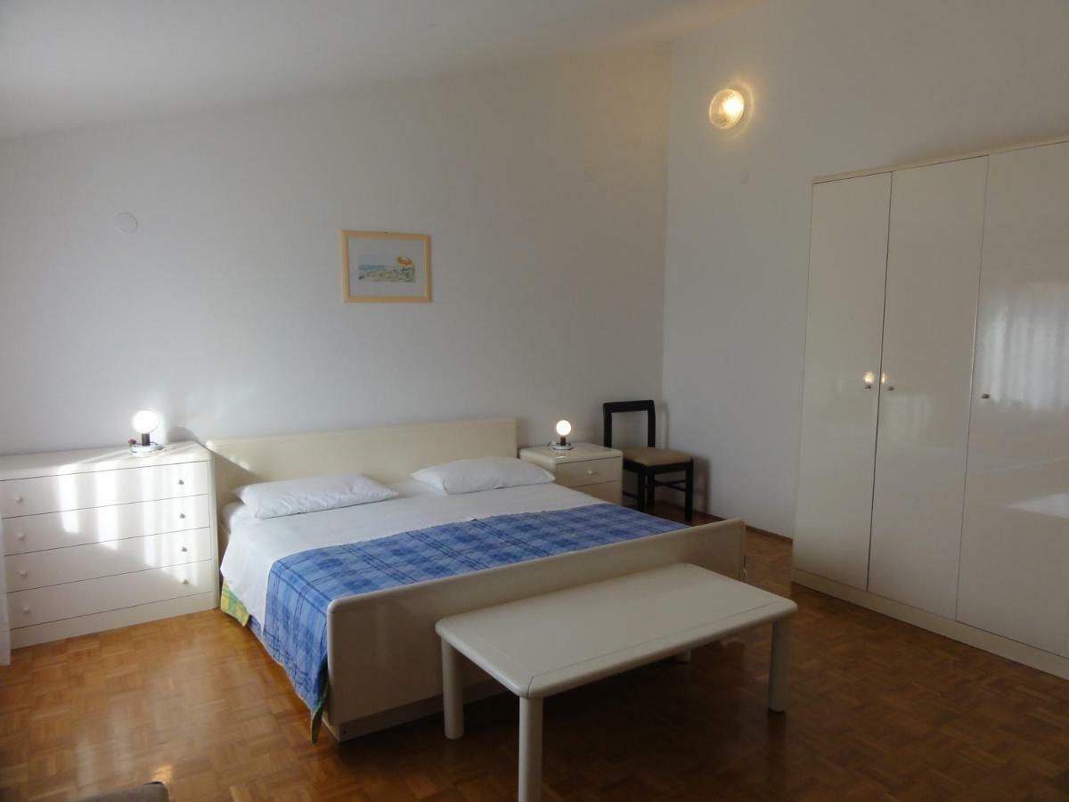 Nice And Cozy Apartment Ferry In ميدولين المظهر الخارجي الصورة